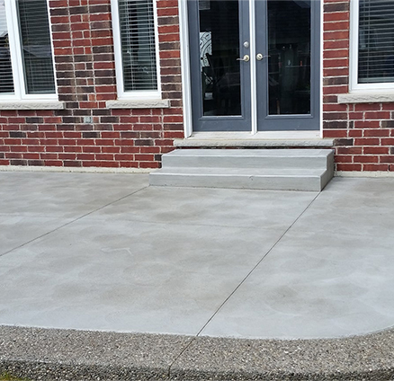 Best Concrete Patio Designs for Small Backyards